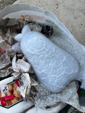 White Floral Embossed Pear trinket dish